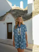 C&S The Label Patria Short Cornflower Blue/Offwhite