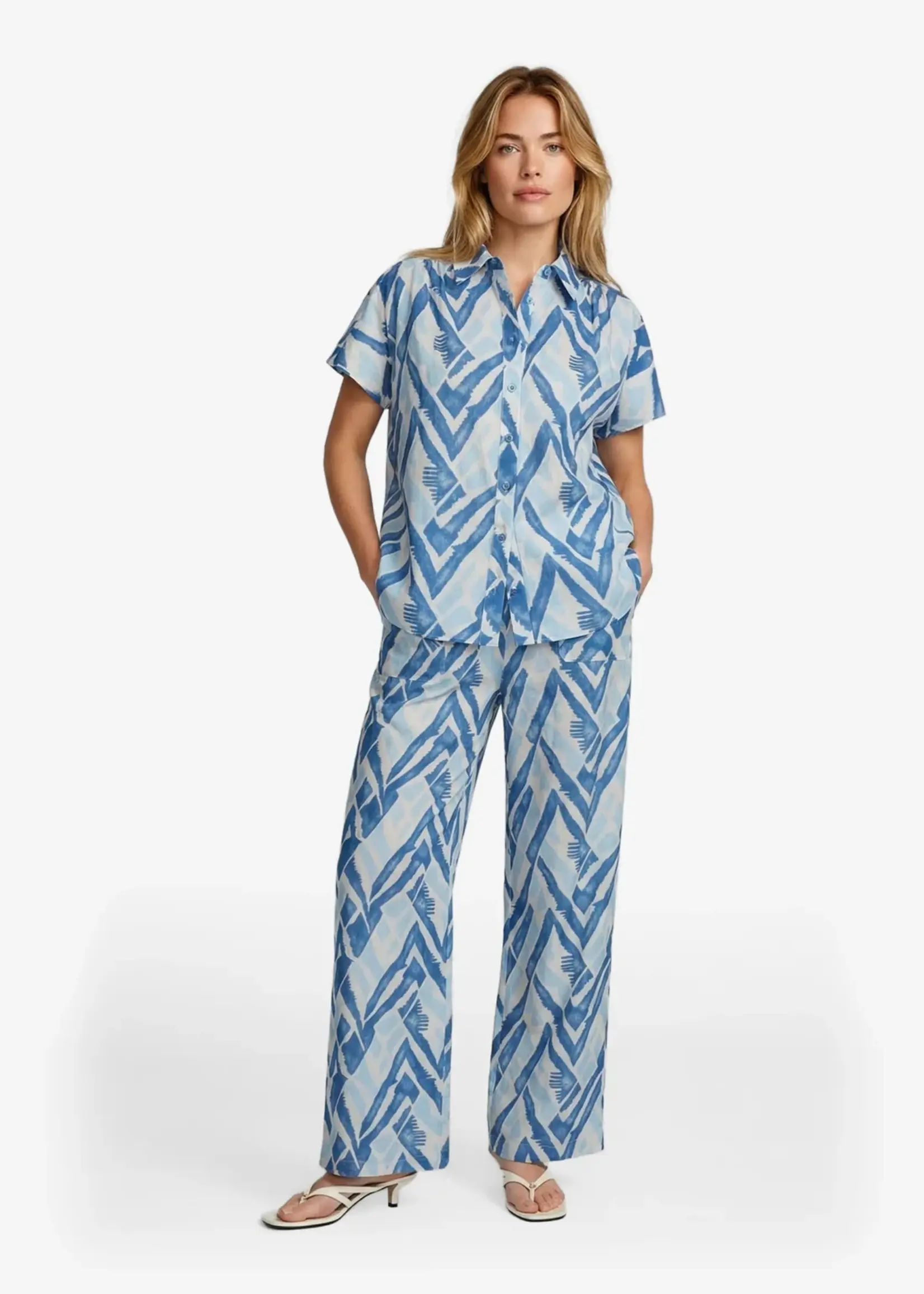 C&S The Label Philine Pants Sand/Cornflower Blue