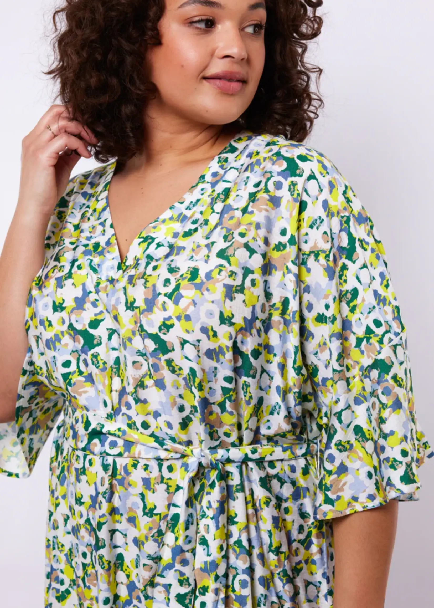 Exxcellent Seren Dress Cyber Lime/Vintage Green