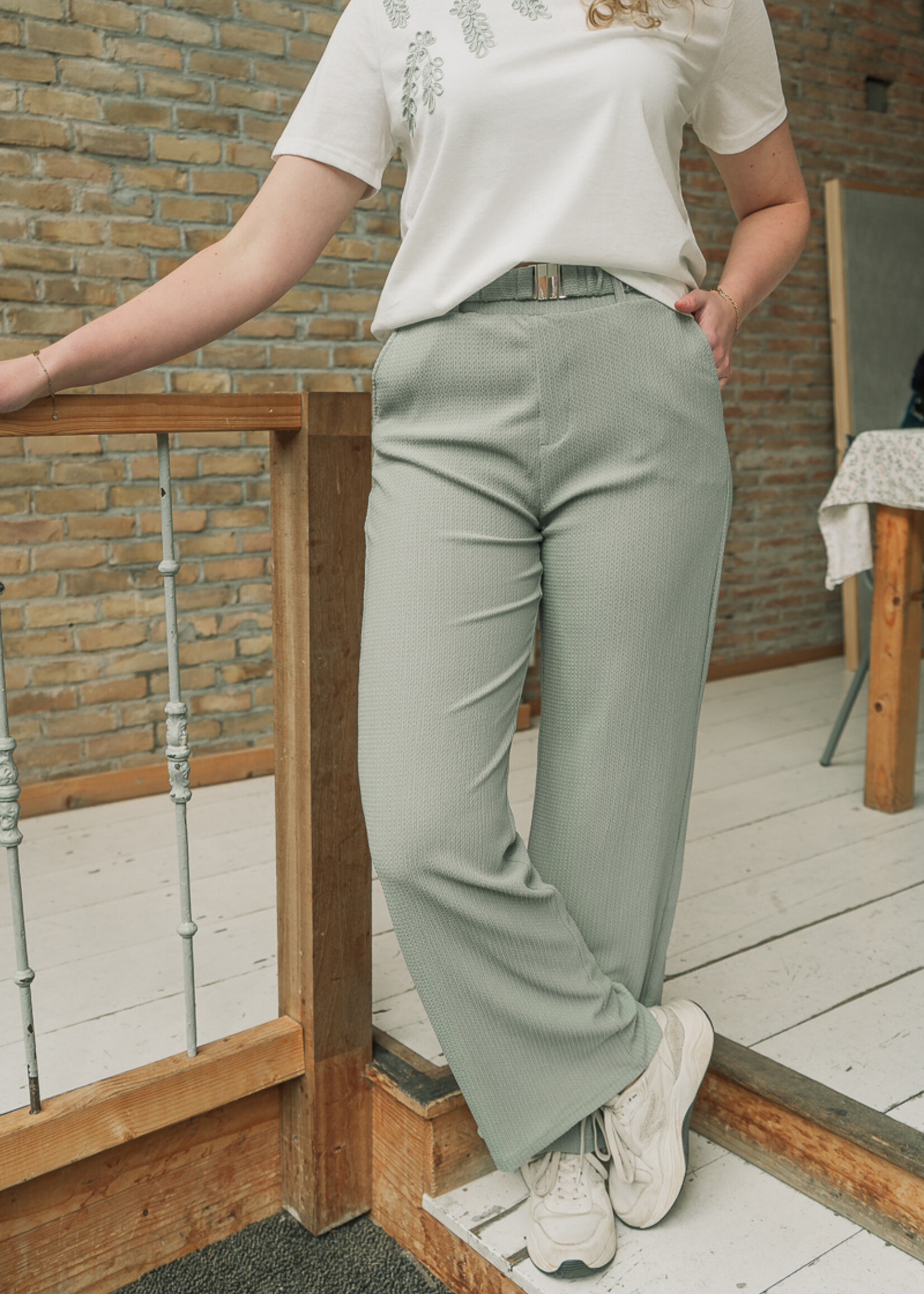 C&S The Label Presem Pants Willow Green