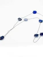 Cubes Lange ketting met 8 mini cubes in blauwtinten