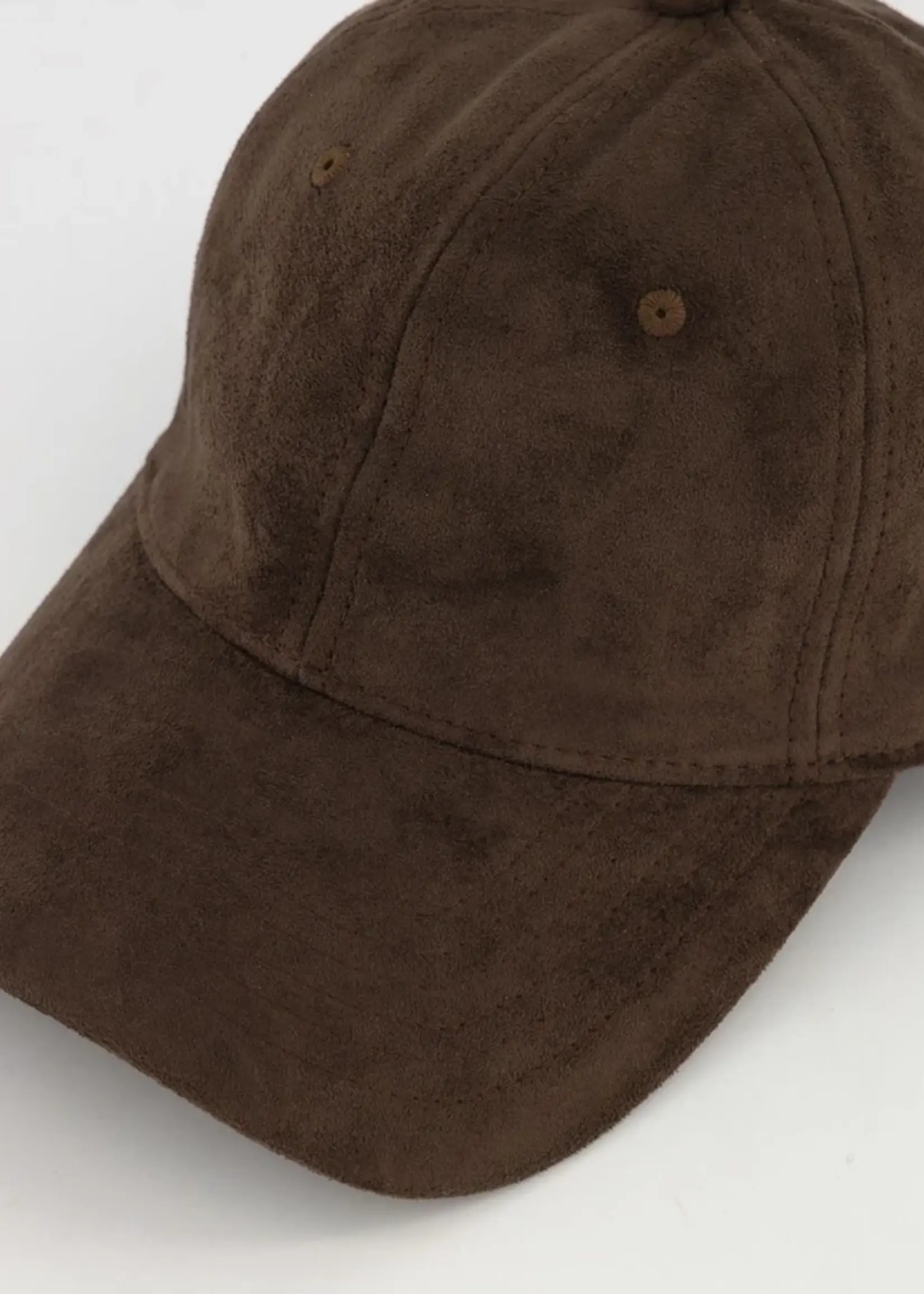 Gwen Hat Dark Brown suede