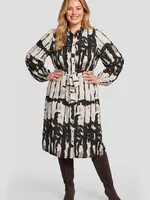 Exxcellent Enid Dress Sand/Light Camel