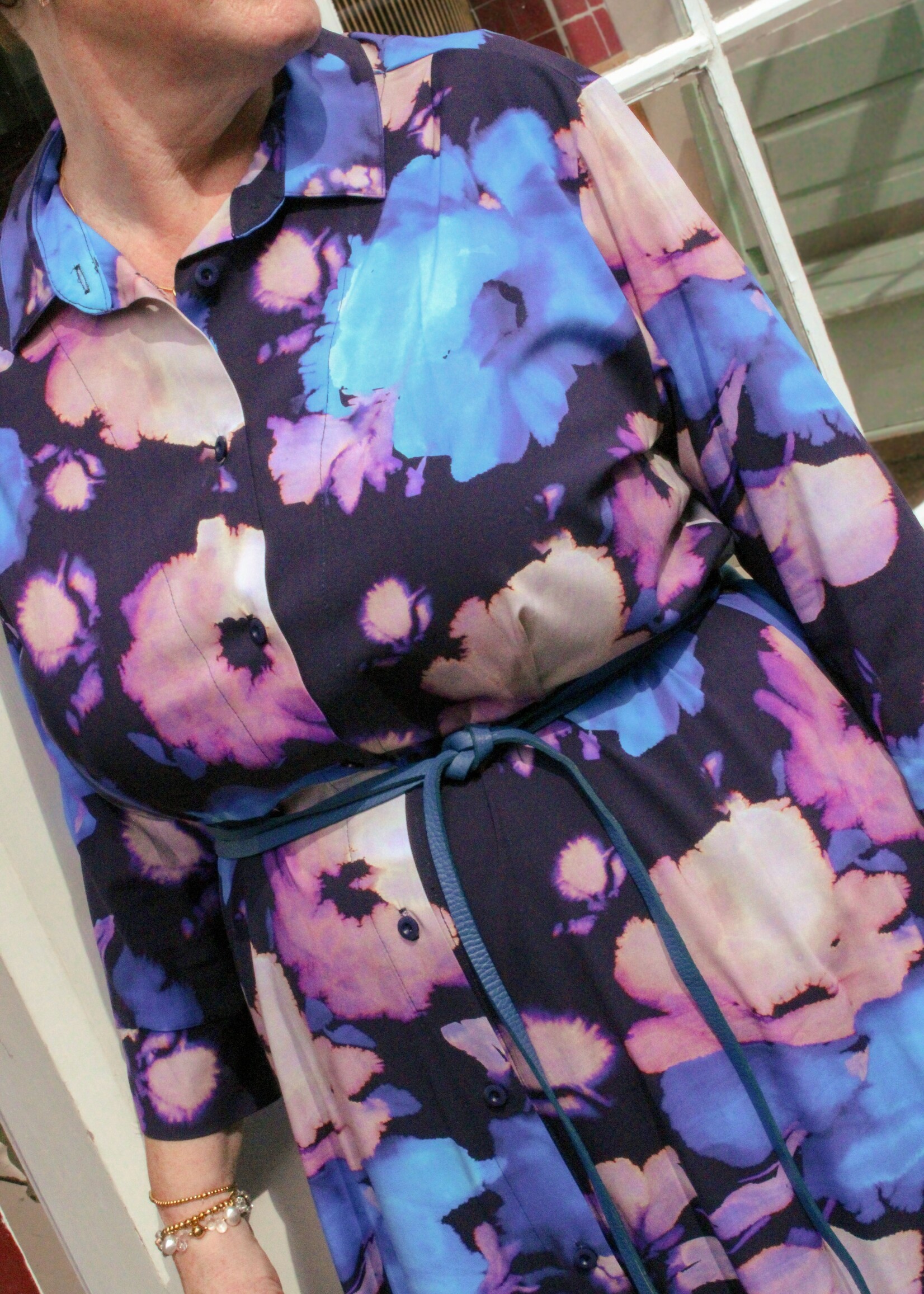 Ophilia Lisa dessin batik flower blue