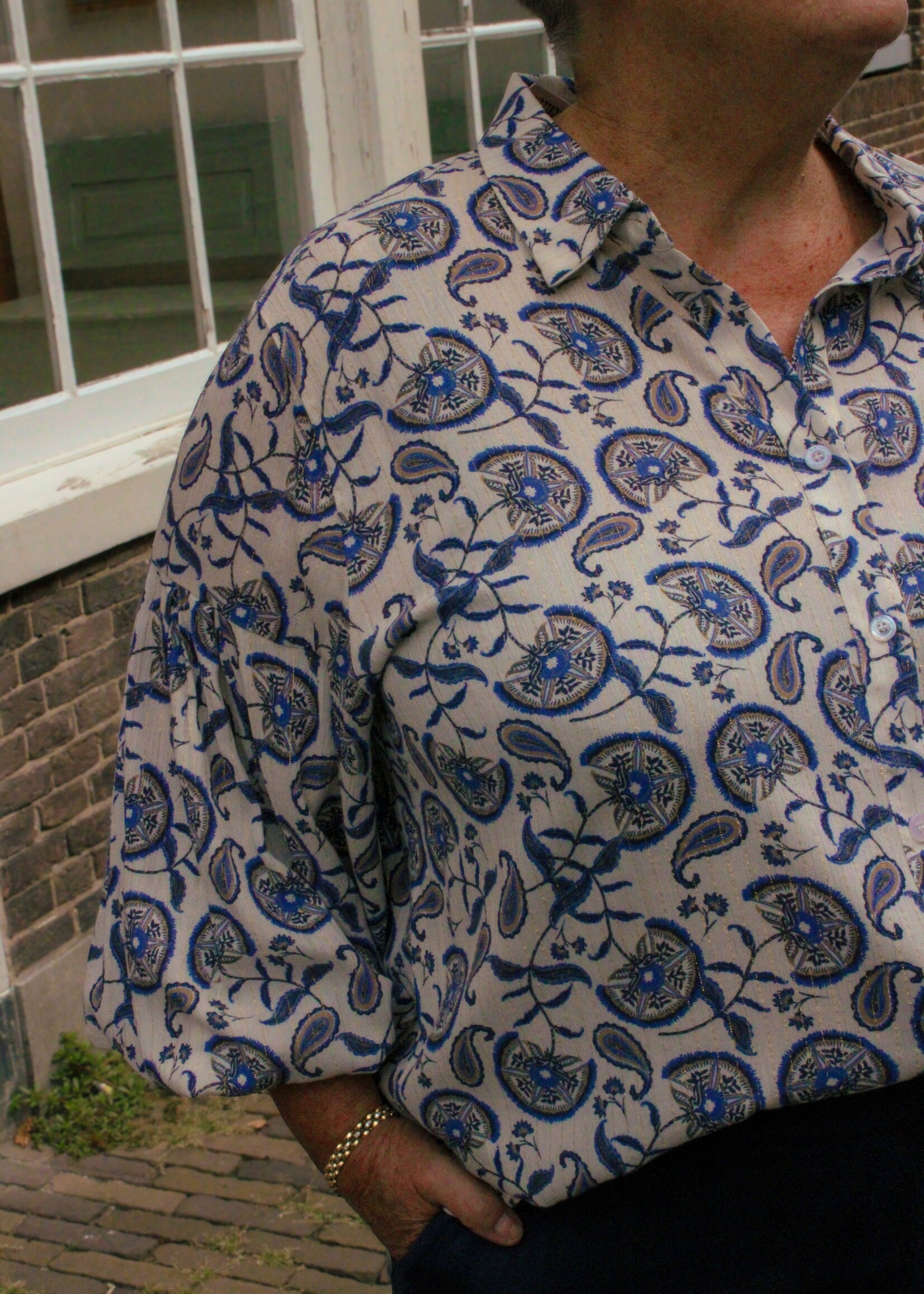 Exxcellent Althea Blouse Sand/King Blue