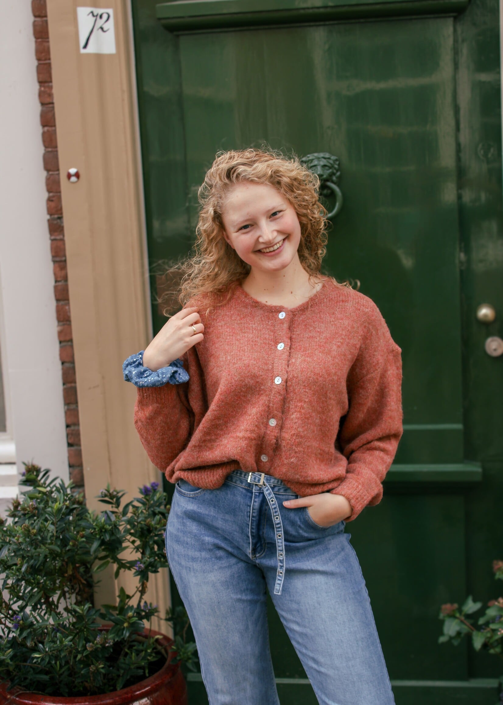 Maddie vestje gebreid Brique