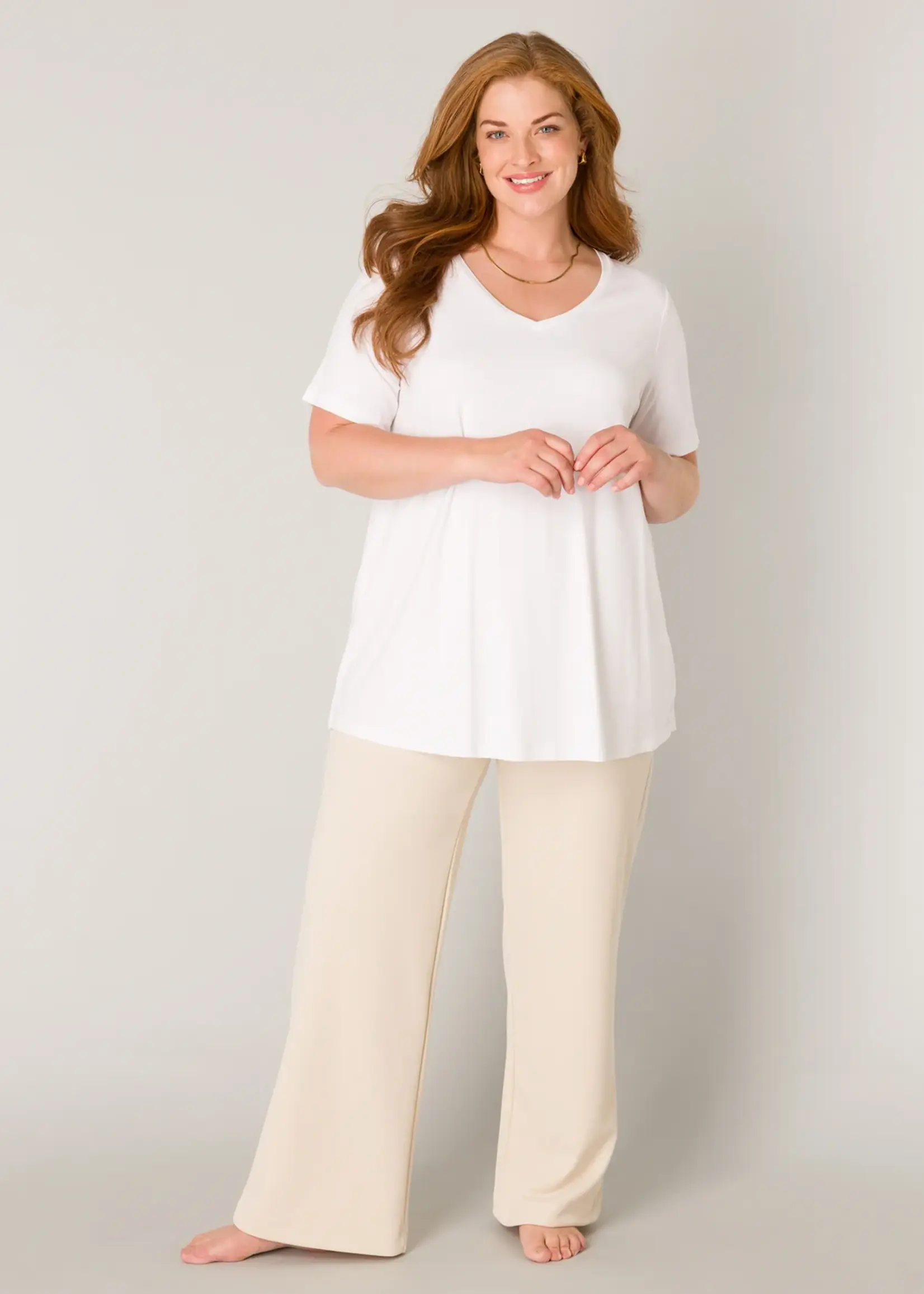 Base Level Curvy Alba White