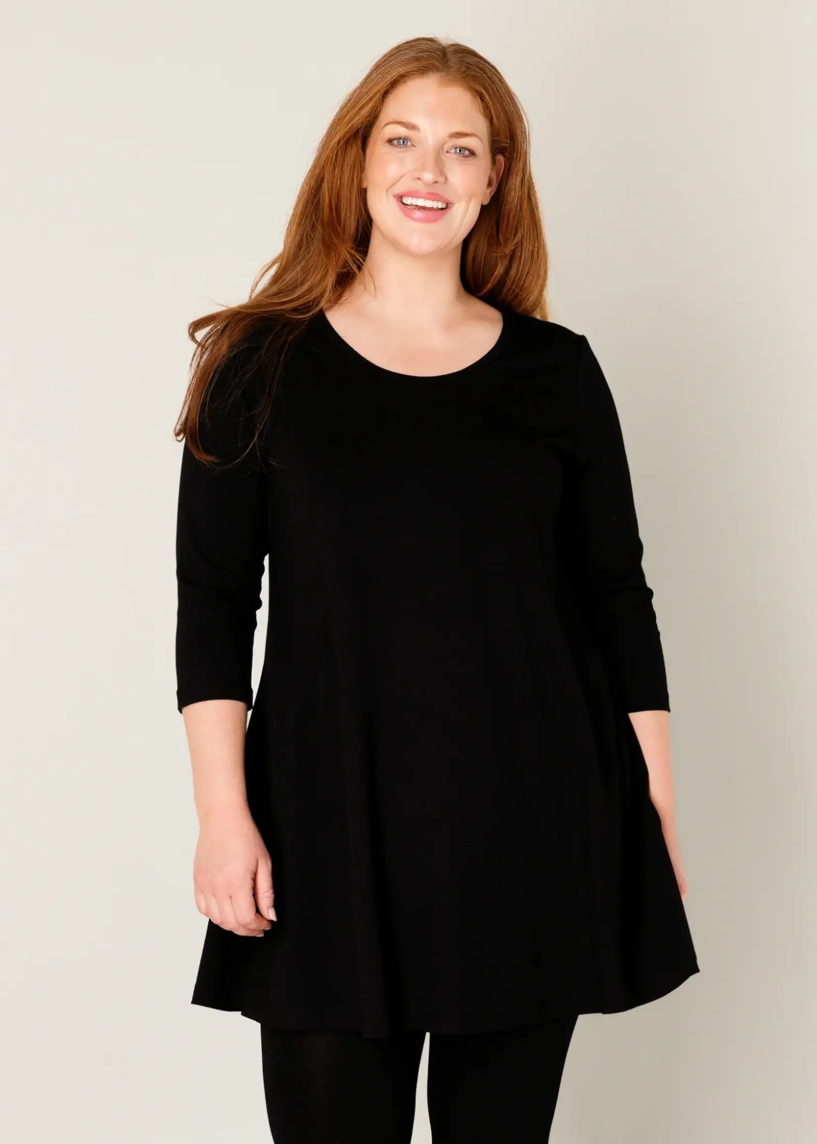 Base Level Curvy Aria Black