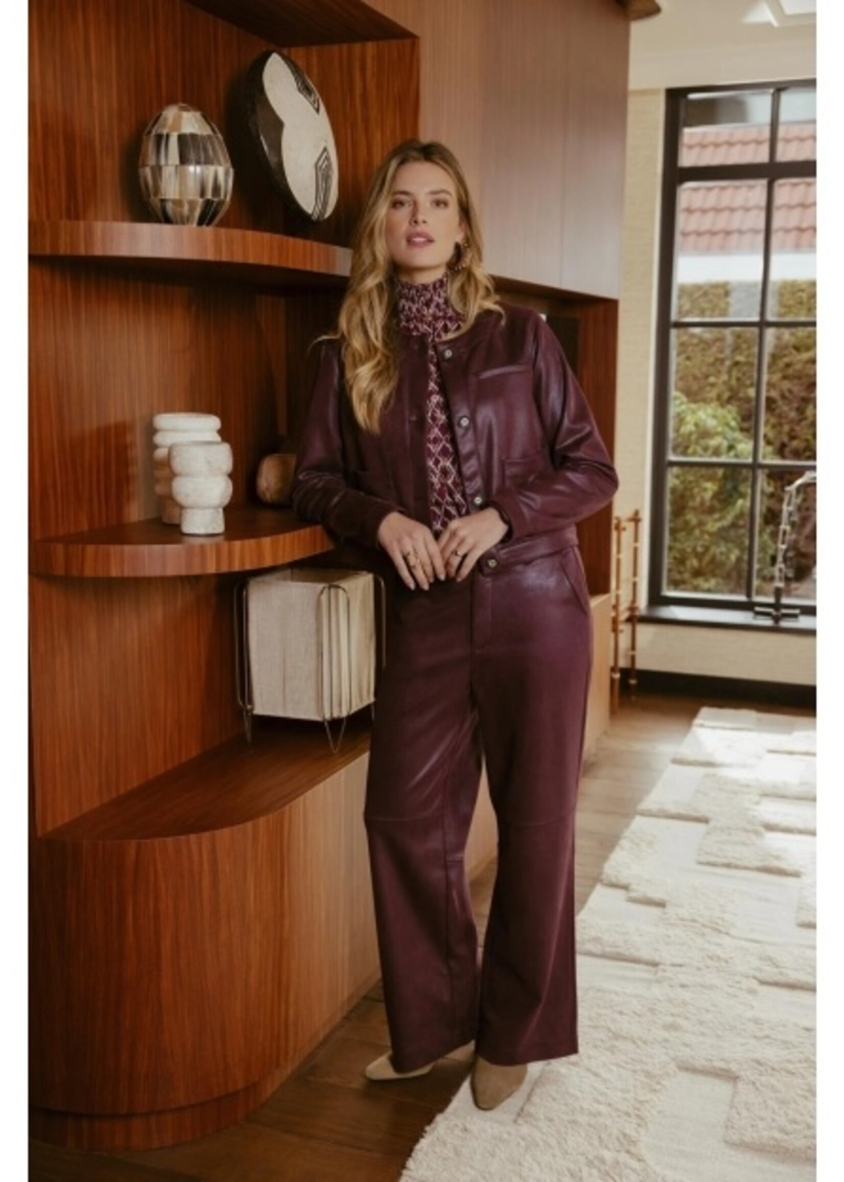 C&S The Label Ifra Jacket Mulberry