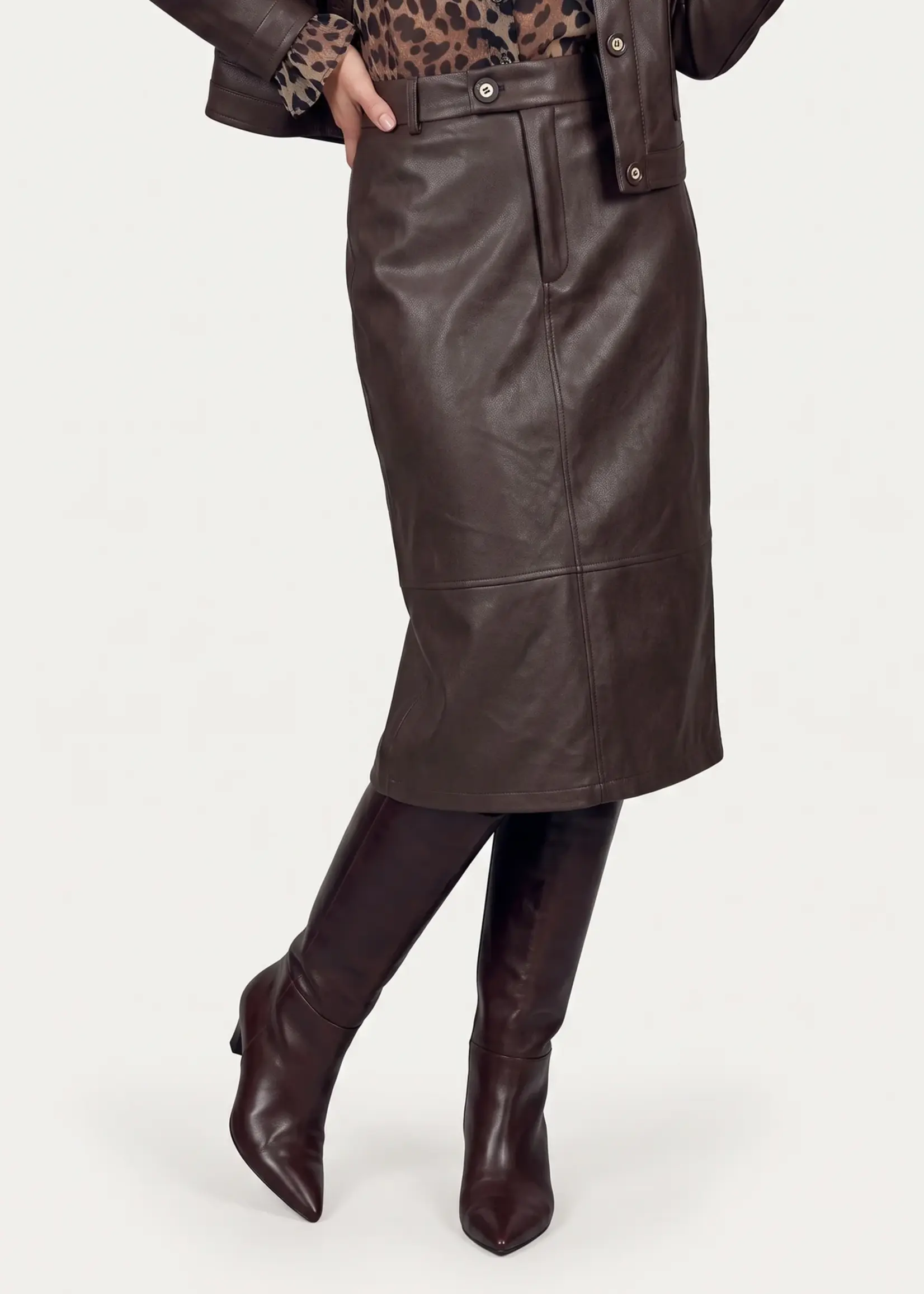 C&S The Label Sandy Skirt Dark Chocolate