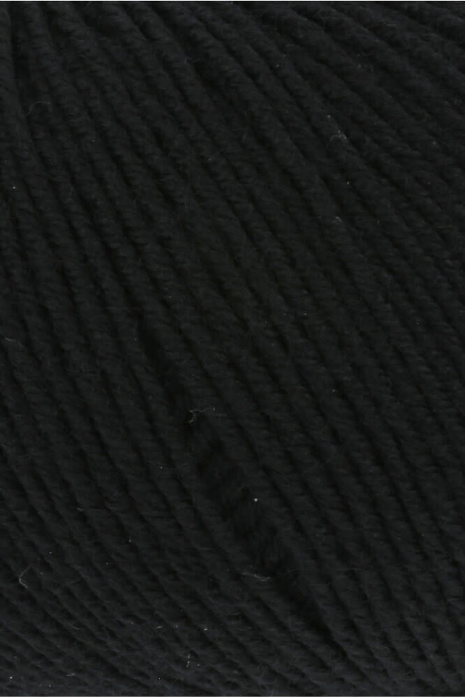 Lang Lang Yarns Merino 150 | 0004 zwart Lang Lang Yarns Merino 150 | 0004 zwart