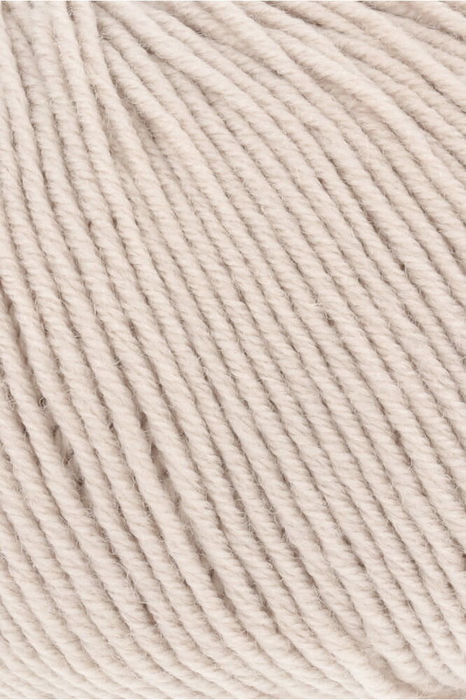 Lang Lang Yarns Merino 150 | 0096 zand Lang Lang Yarns Merino 150 | 0096 zand