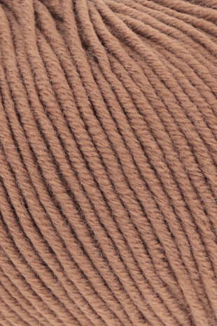 Lang Lang Yarns Merino 120 | 0515 nougat Lang Lang Yarns Merino 120 | 0515 nougat