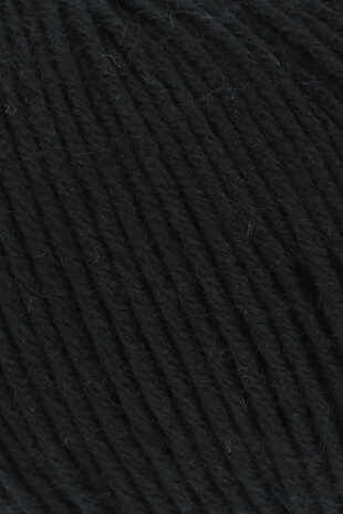 Lang Lang Yarns Merino 120 | 0004 zwart Lang Lang Yarns Merino 120 | 0004 zwart