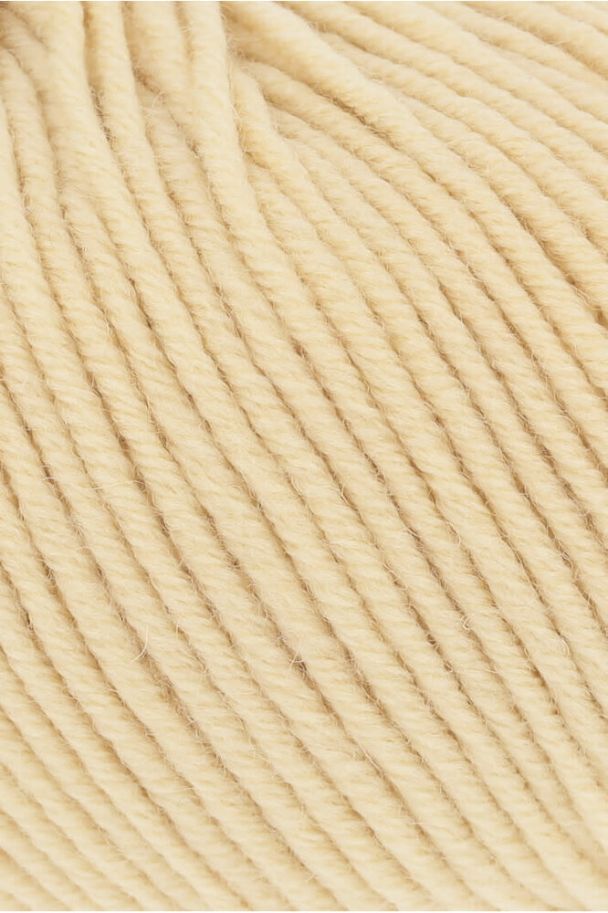 Lang Lang Yarns Merino 120 | 0049 licht geel Lang Lang Yarns Merino 120 | 0049 licht geel