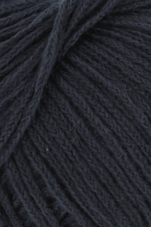 Lang Lang Yarns Bliss - Wooladdicts | 0025 navy Lang Lang Yarns Bliss - Wooladdicts | 0025 navy