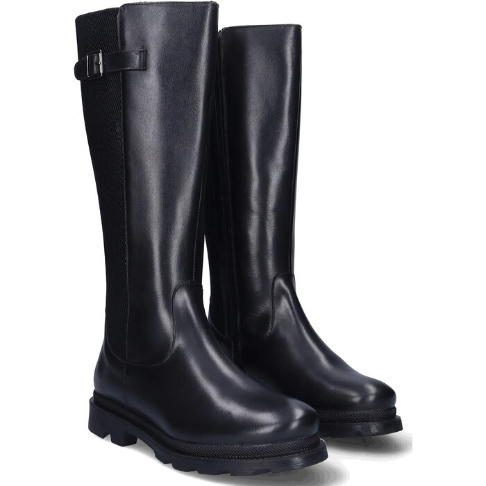 Distington Distington - Black