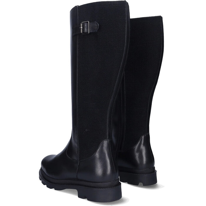 Distington Distington - Black