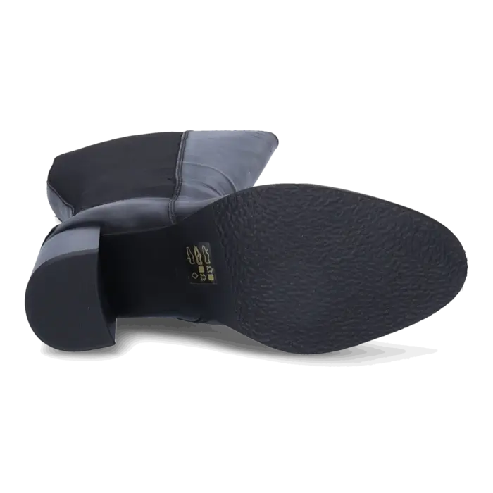 Hessle Hessle - Black