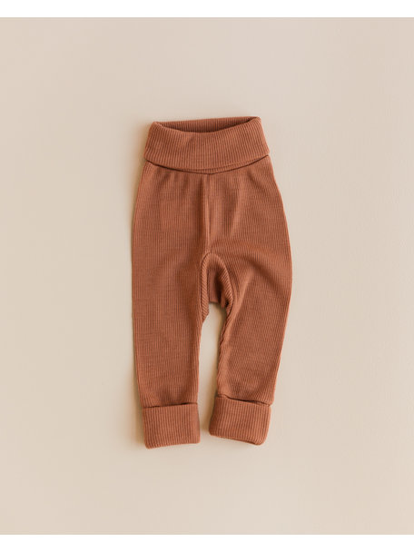 Unaduna Babyhose 2 in 1 feet Feinripp aus Wolle - sienna clay