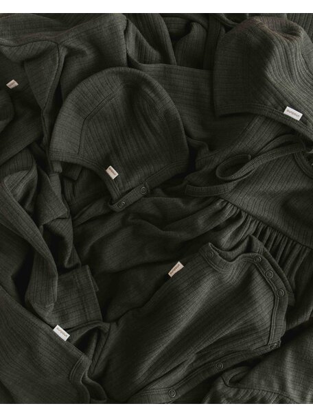 Unaduna Wickel-Cardigan Rippe aus Wolle/Seide - wakame