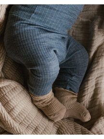 Unaduna Babyhose 2 in 1 feet  aus Wollripp - Nila