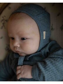 Unaduna Babyhäubchen aus Wollripp - nila