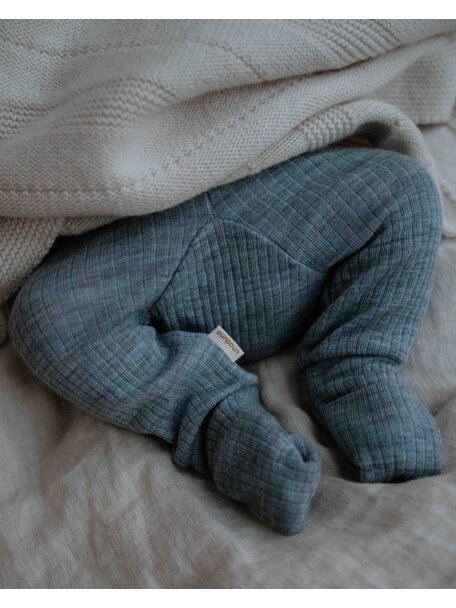 Unaduna Babyhose 2 in 1 feet  aus Wollripp - Nila