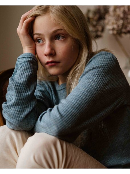 Unaduna Shirt langarm aus Wollripp - nila