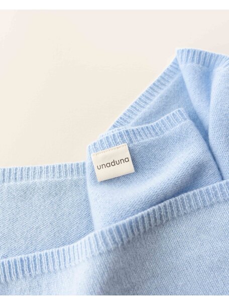 Unaduna Schal aus Merinowolle Lilly - blue