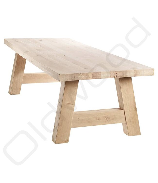 Oak dining table Milan