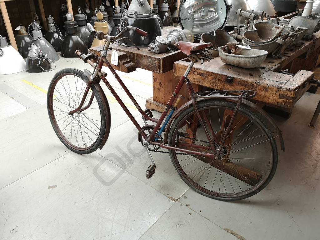 Oude fiets, merk - - De