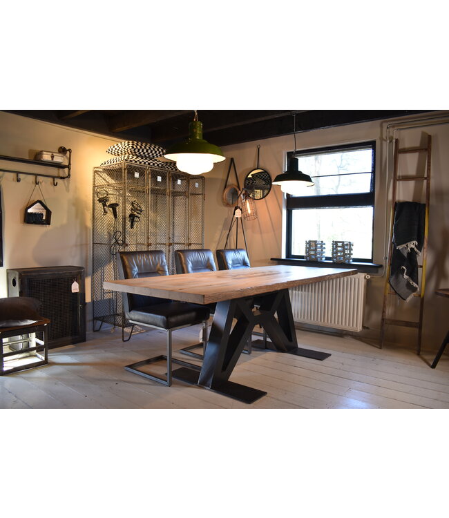 Eetkamertafel - Flying Dutchman