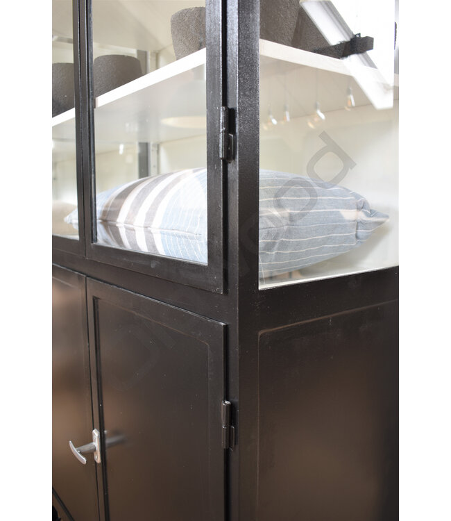 Maßgeschneiderter Schrank aus Stahl Gouda