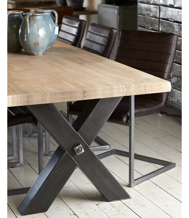 Industriële eettafel Kansas