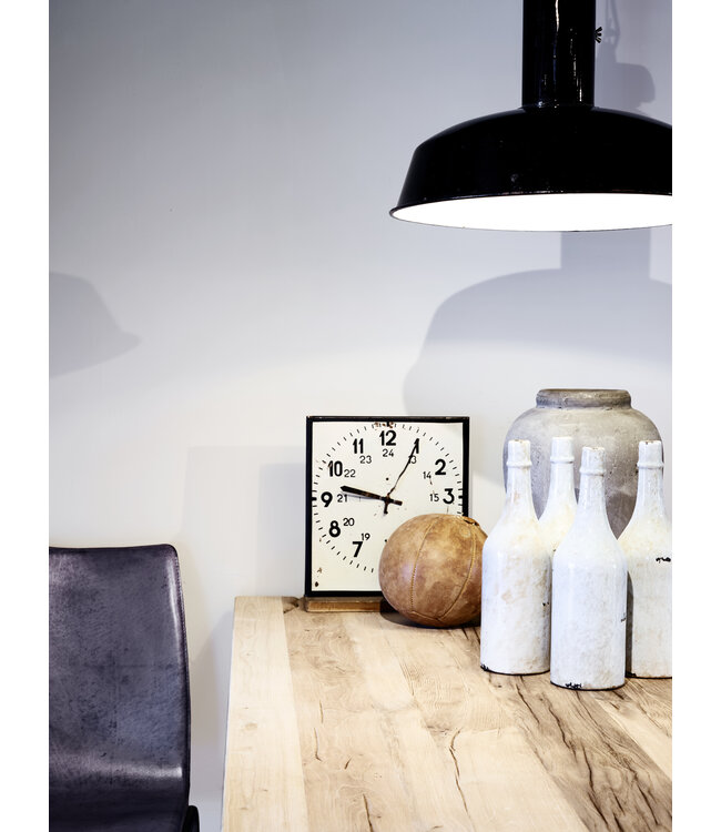 Robust table Alkmaar