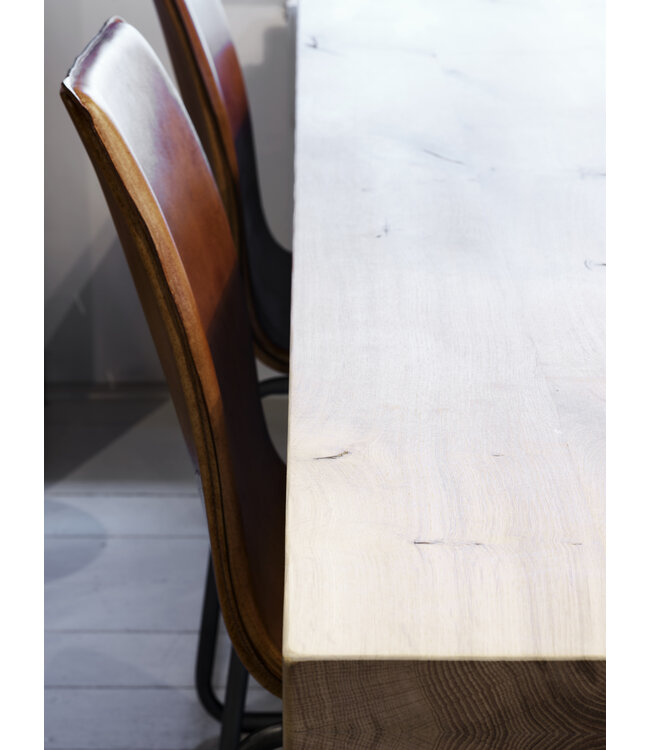 Palermo dining room table