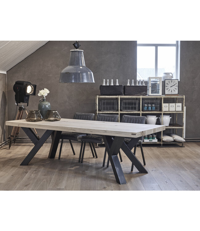 Eetkamertafel Sturdy Leg