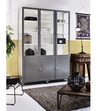 Apothecary cabinet Utrecht