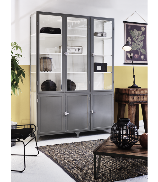 Apothecary cabinet Utrecht