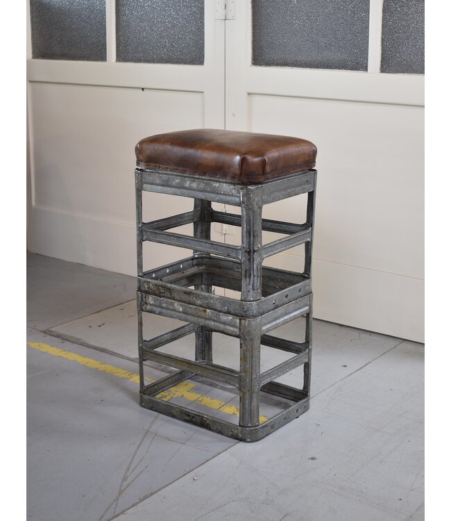 Metal stool with leather cushion high model