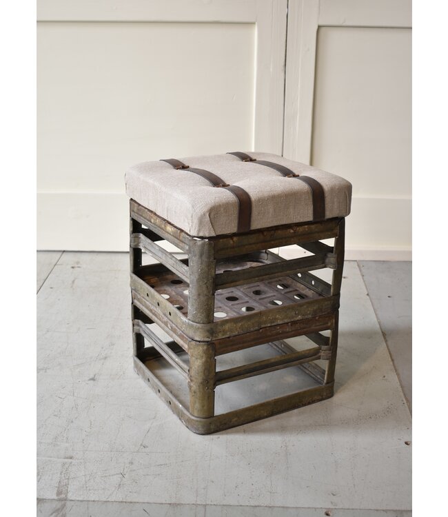 Industriehocker mit Jutesitz