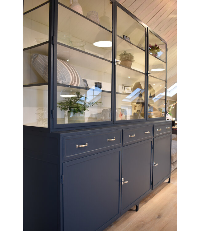 Industrial custom cabinet Eindhoven
