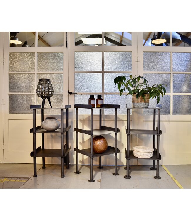 Etagere industrieel