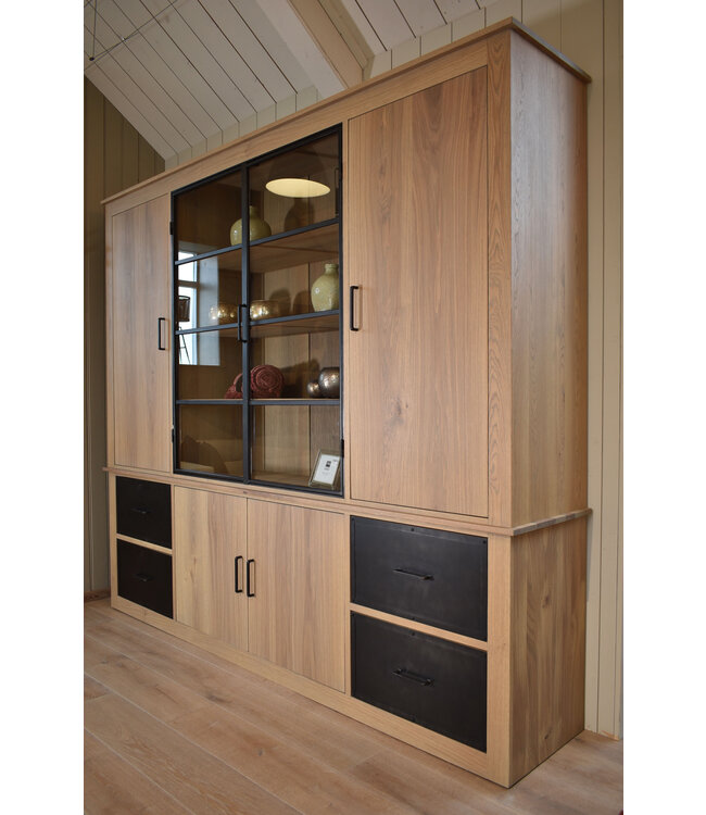 Eichenschrank Almere