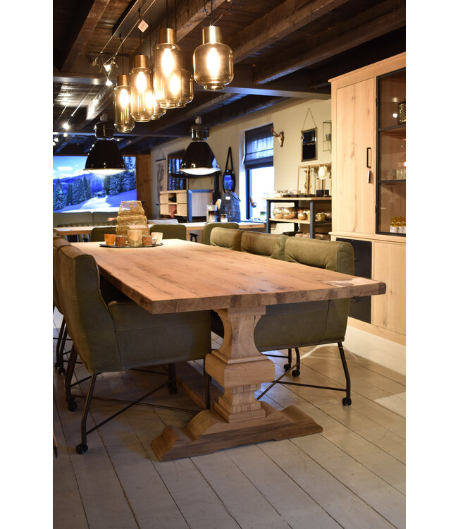 Monastery table Gouda