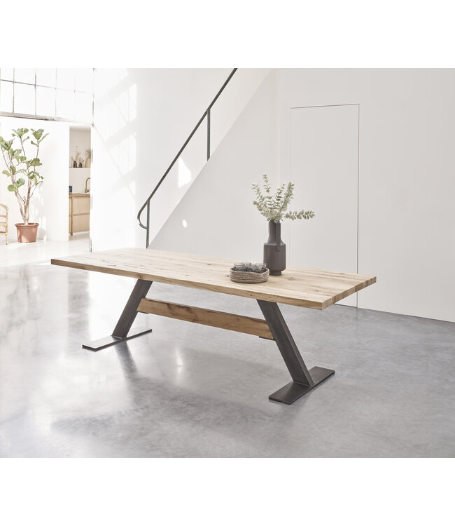 Oak dining table Bruges