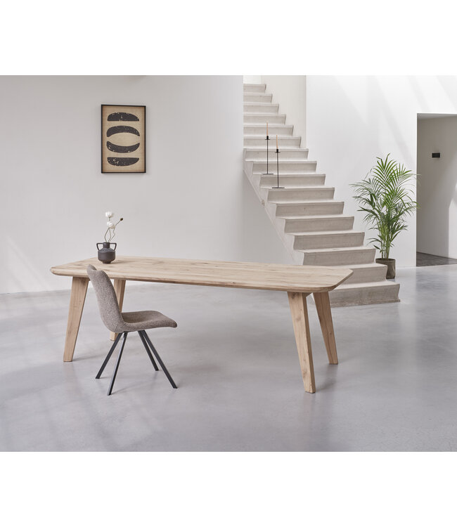 Old oak table Leiden