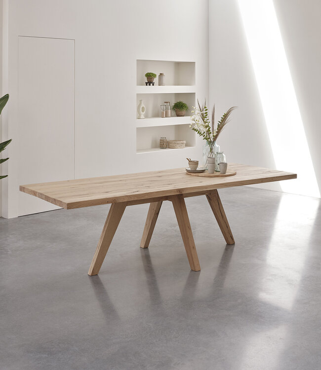Esstisch aus Eiche Lisse