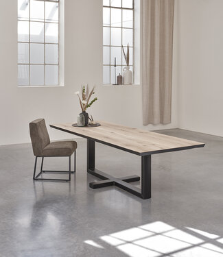 Oak table Almeria